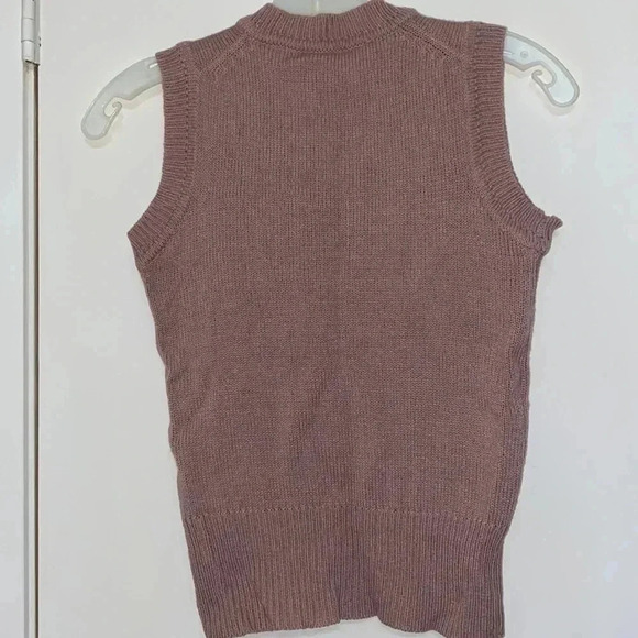 Tomboy of California V-Neck Corded Sweater Vest/Top - Picture 5 of 8